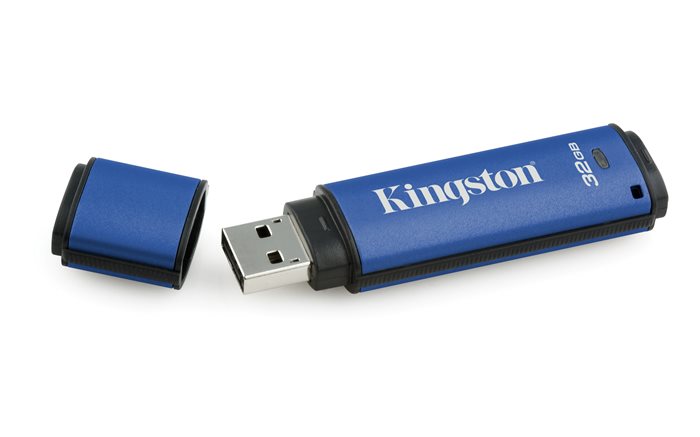 KINGSTON pendrive, 32 GB, USB 3.0, 250/40MB/sec, 256 bit titkosítás Vault Privacy, kék